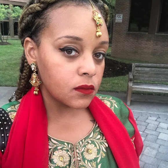 Welcome to the Spicy Bruja Closet 🌶 - Picture 4 of 4